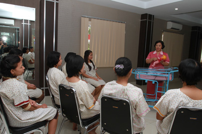 Room Kelas Pos Natal